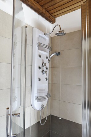 Douche de la salle de bain