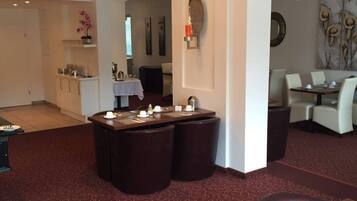 Daily buffet breakfast (EUR 7 per person)