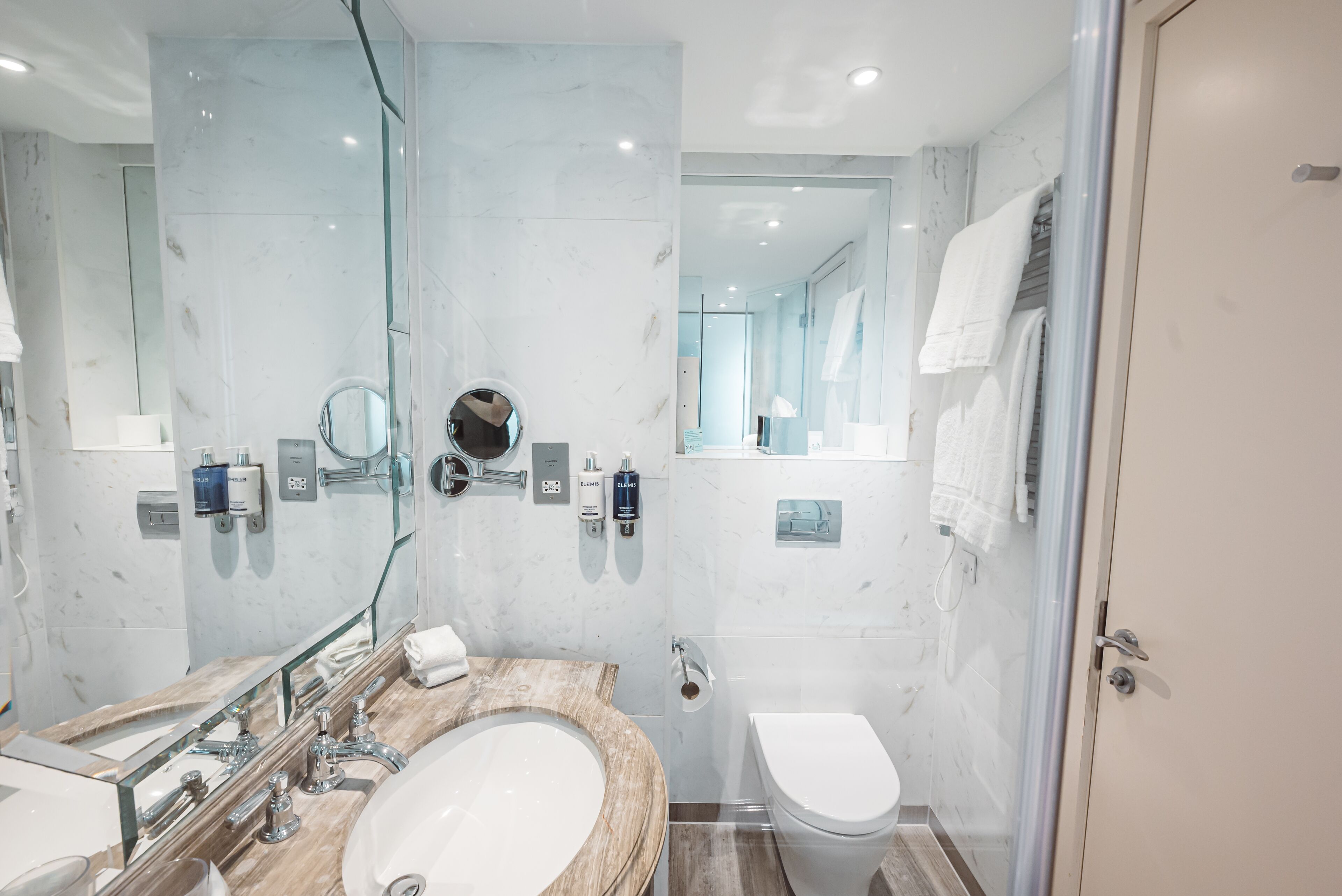 dorsett room | bathroom | shower, free toiletries, hair dryer, towels