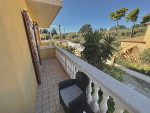 Quadruple Room, Balcony | In-room safe, soundproofing, free cribs/infant beds, rollaway beds