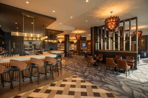 Bar (on property) - Talbot Hotel Clonmel (Clonmel)