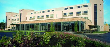 واجهة المنشأة