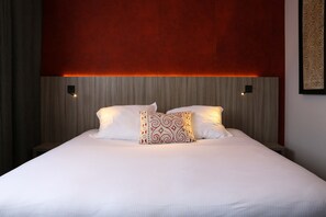 Suite, 1 King Bed, Non Smoking (with Sofabed)