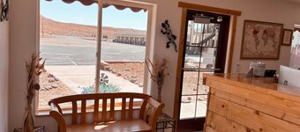 Whispering Sands Motel