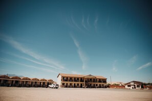Exterior - Whispering Sands Motel (Hanksville)