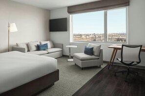 Studio, 1 King Bed with Sofa bed | Living area | 32-inch LCD TV with cable channels, TV, Netflix - Element Harrison - Newark (Harrison)