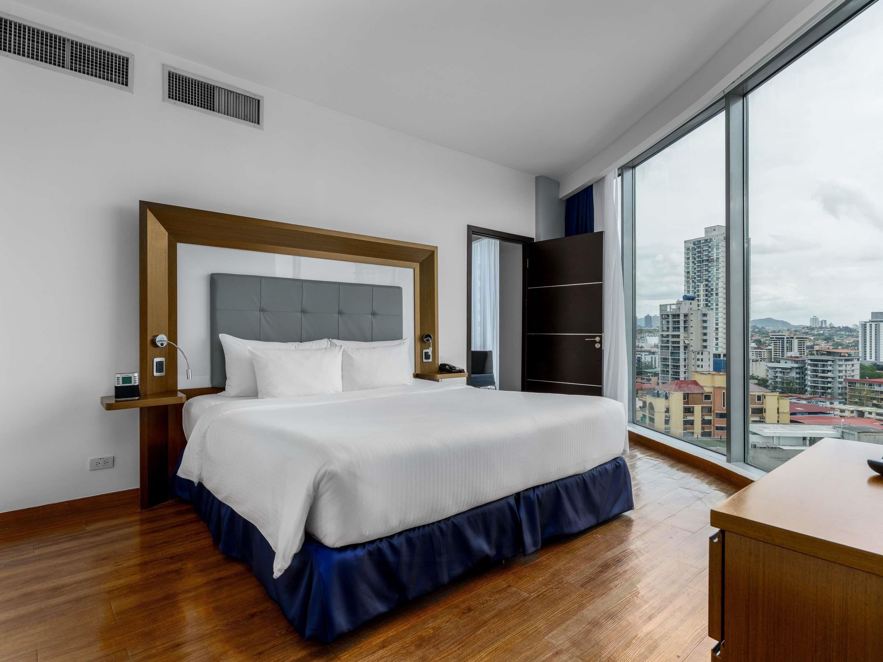 Superior Suite, 1 King Bed | 1 bedroom, premium bedding, pillow-top beds, in-room safe