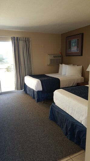 Standard Room, 2 Full Size Beds | Vue de la chambre