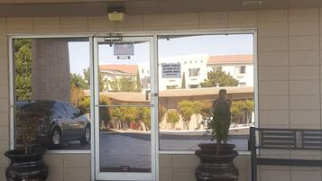 EntrĂ©e de lâhĂ©bergement