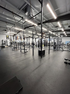 Gym - The Wesley Hotel (Page)