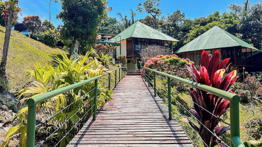 Tabulia Tree Hotel and Villas