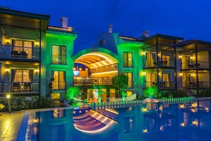 Seasonal outdoor pool