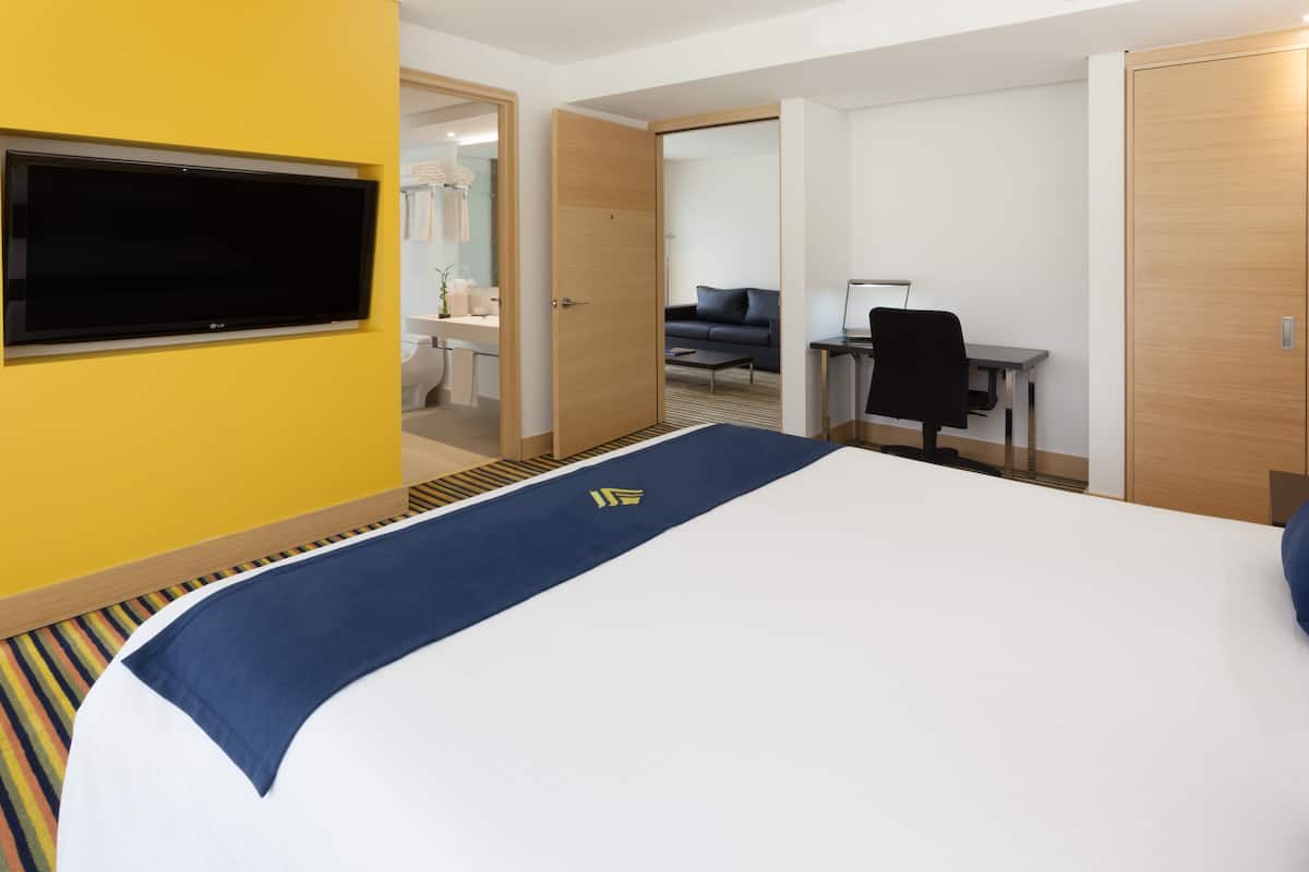 Suite, 1 cama Queen size | Ropa de cama de alta calidad y edredón