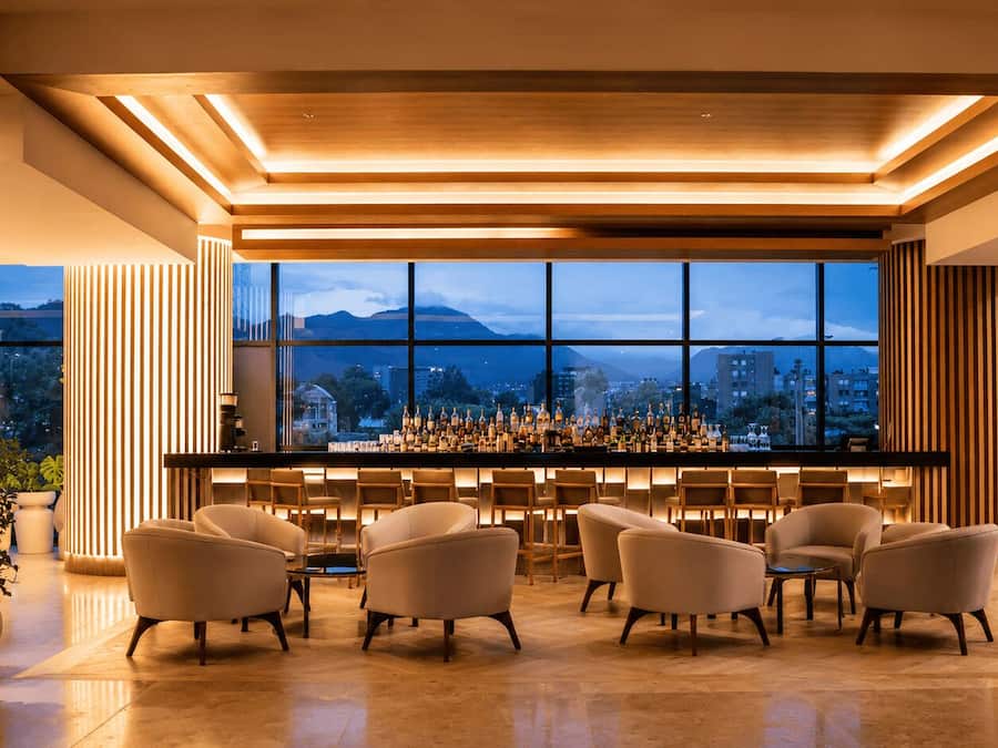 Lobby lounge