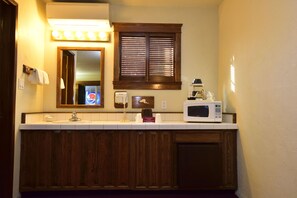 Coffee and/or coffee maker - Sequim West Inn (Sequim)