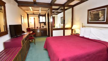 标准房, 1 张大床 | 办公桌、熨斗/熨板、免费 WiFi、床单