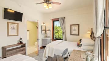 Iron/ironing board, free WiFi, bed sheets