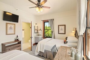 Standard Double Room, Ensuite (Room 27 - Full/Twin) | Iron/ironing board, free WiFi, bed sheets - Sonoma Hotel (Sonoma)