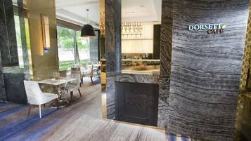 Cafe