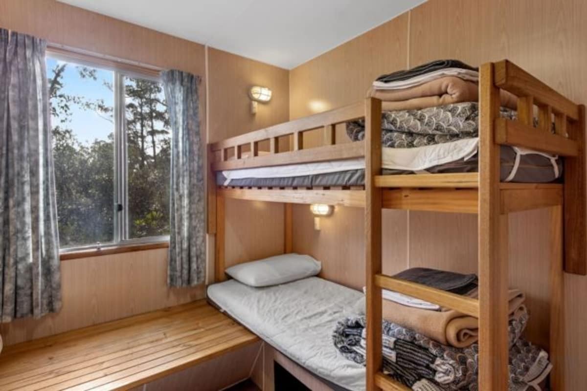 Blackout curtains, bed sheets