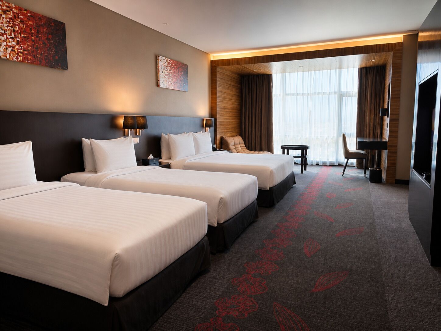 Deluxe Family Room | In-room safe, desk, laptop workspace, blackout drapes