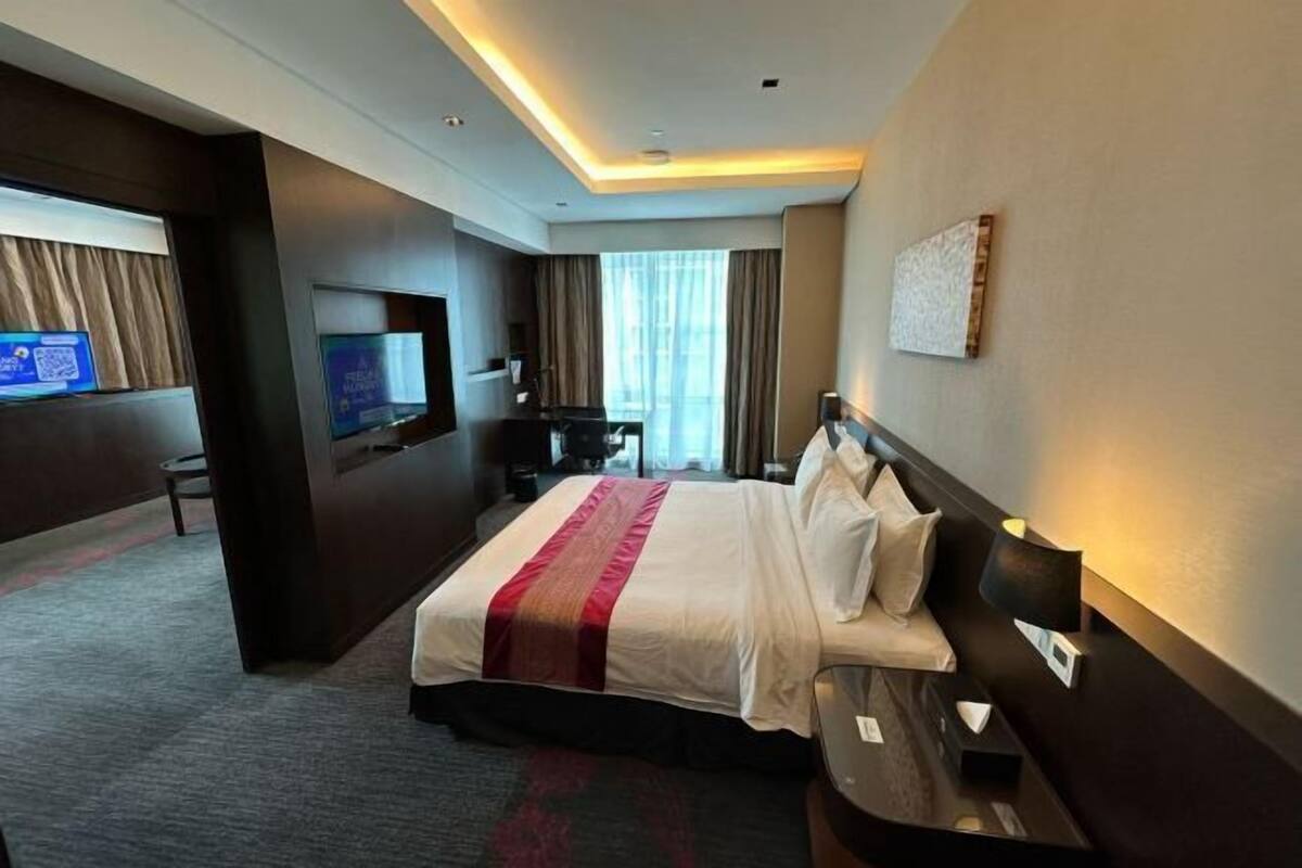 In-room safe, desk, laptop workspace, blackout drapes
