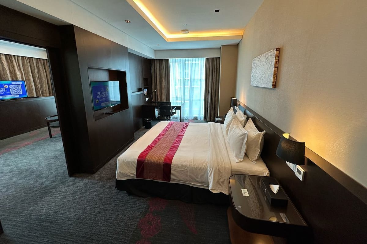 Executive Room