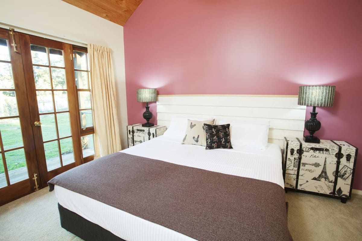 Decoración personalizada, muebles diferentes y escritorio