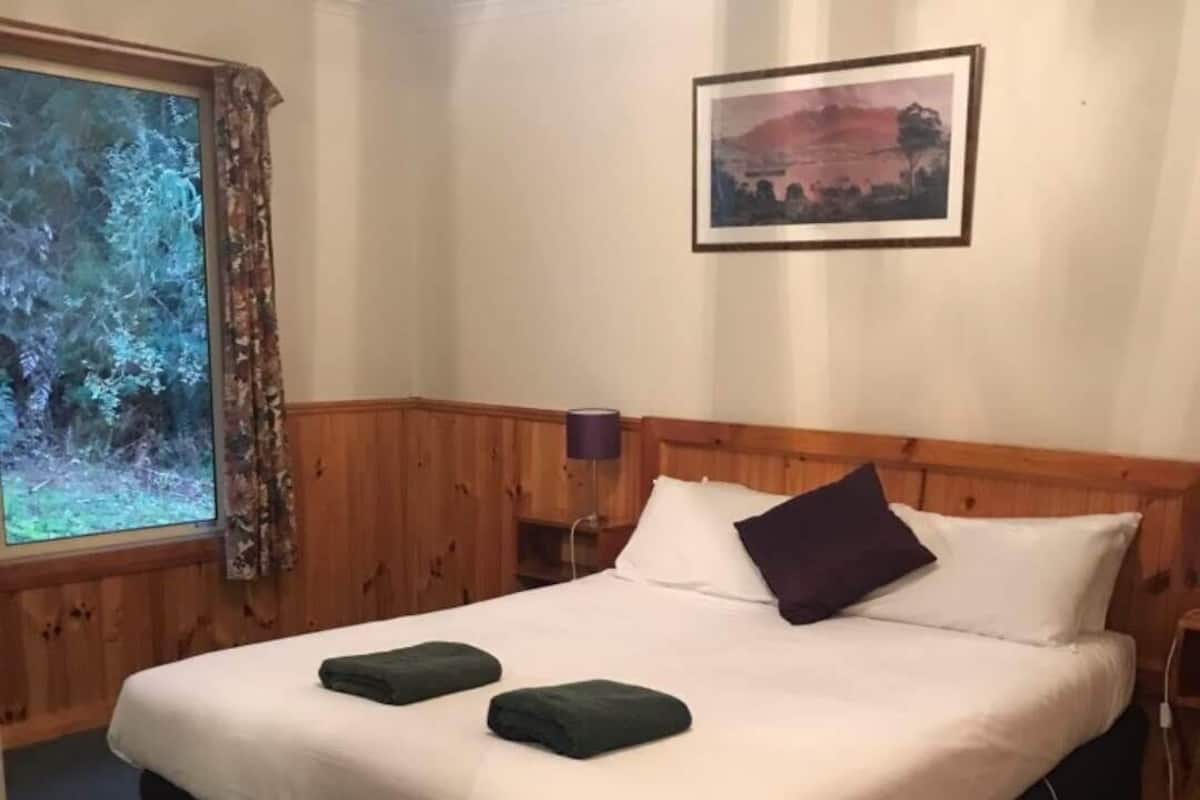 Premium bedding, free WiFi, bed sheets