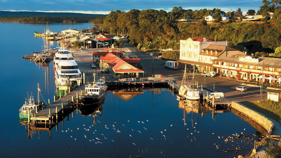 ビッグ 4 ストラーン ホリデイ リトリート