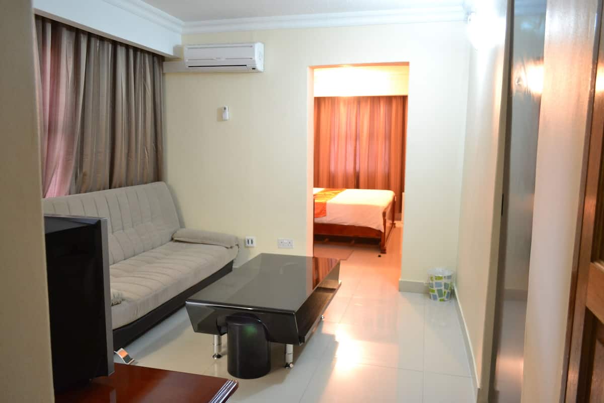 Suite | Living area