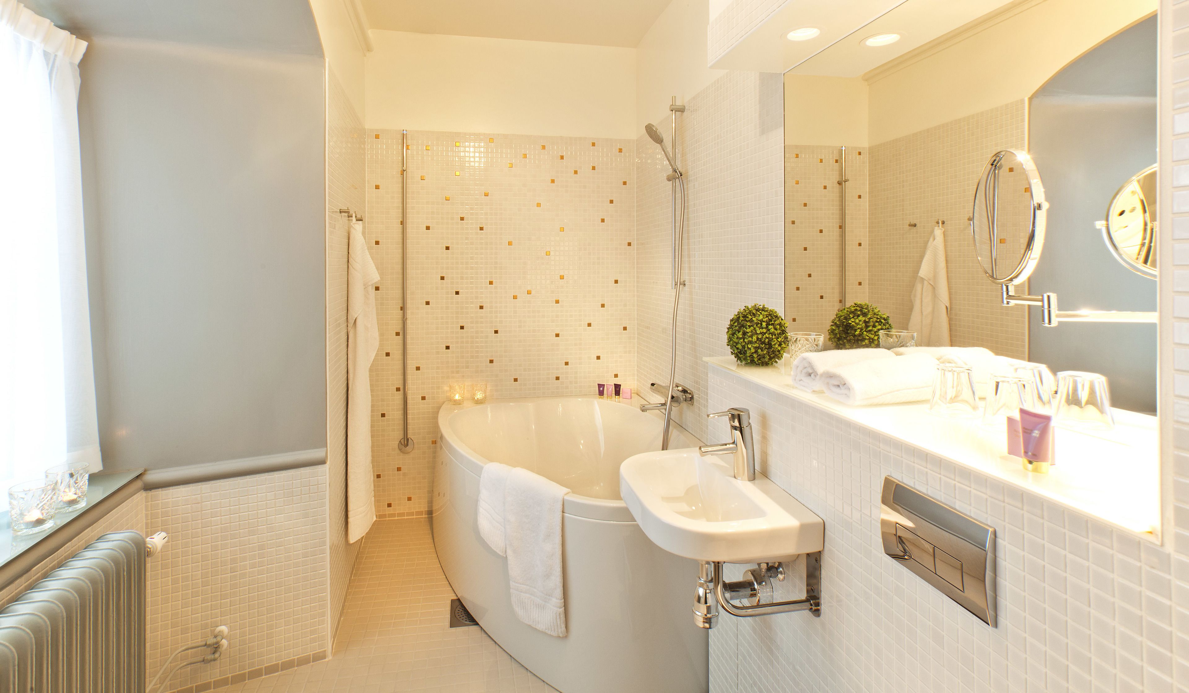 superior double or twin room (located in castle wing) | individually decorated, individually furnished, free wifi, bed sheets