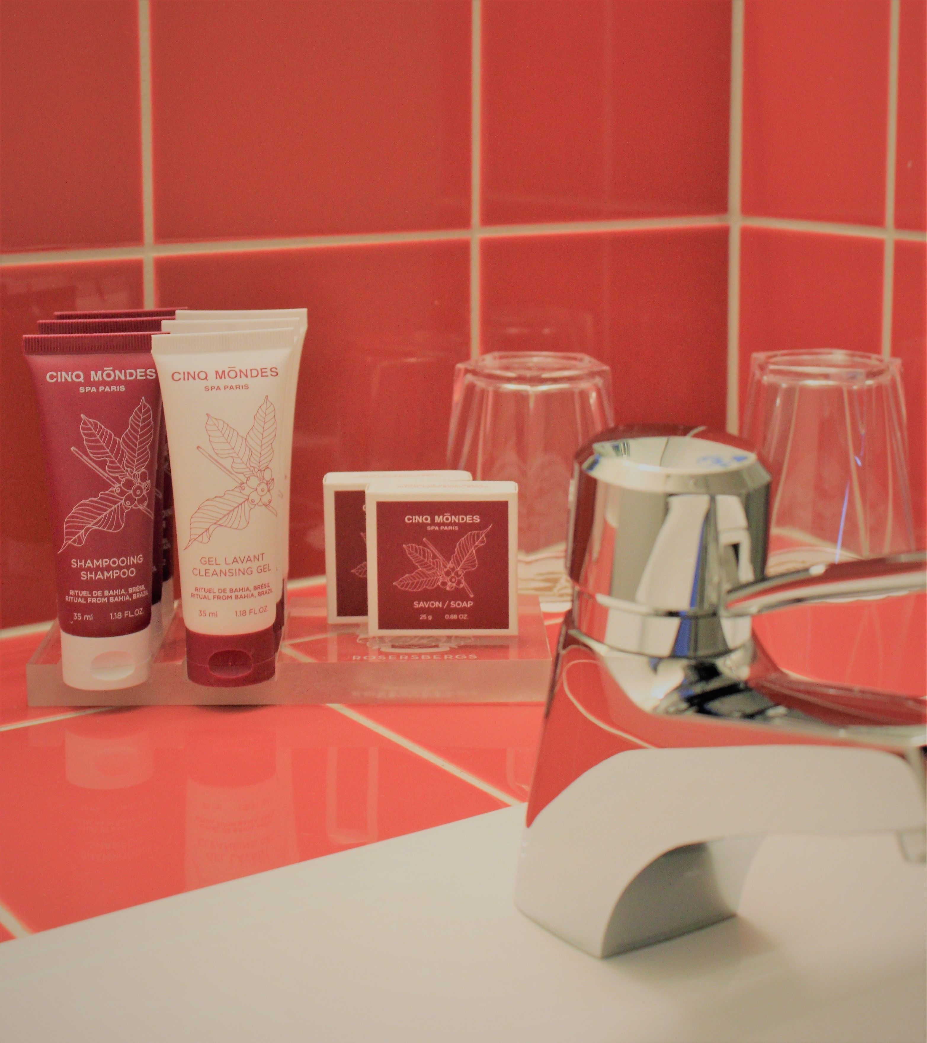 economy single room, 1 double bed (located 150m from castle) | bathroom amenities | free toiletries, hair dryer, towels