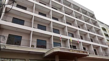 Rom – superior | Fasade