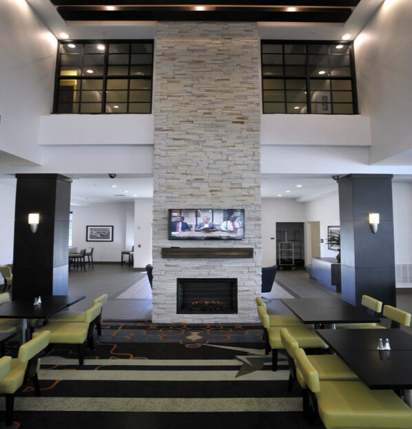 Exterior - Staybridge Suites St. Petersburg Downtown by IHG (St. Petersburg)