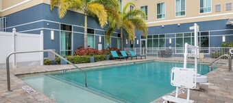Staybridge Suites St. Petersburg Downtown by IHG