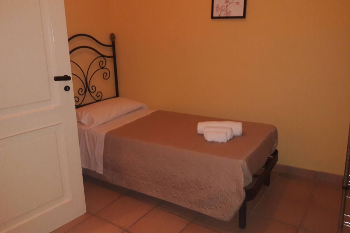 Apartment, 2 Bedrooms | Extra beds