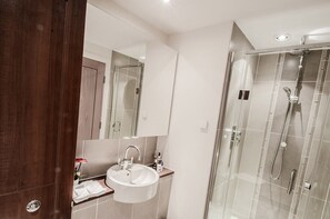 Apartment, 2 Bedrooms | Individually decorated, individually furnished, soundproofing - Orange Apartments-Kepplestone (Aberdeen)