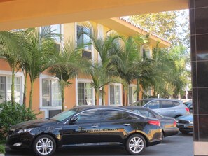 Ubetjent parkering (inkludert)