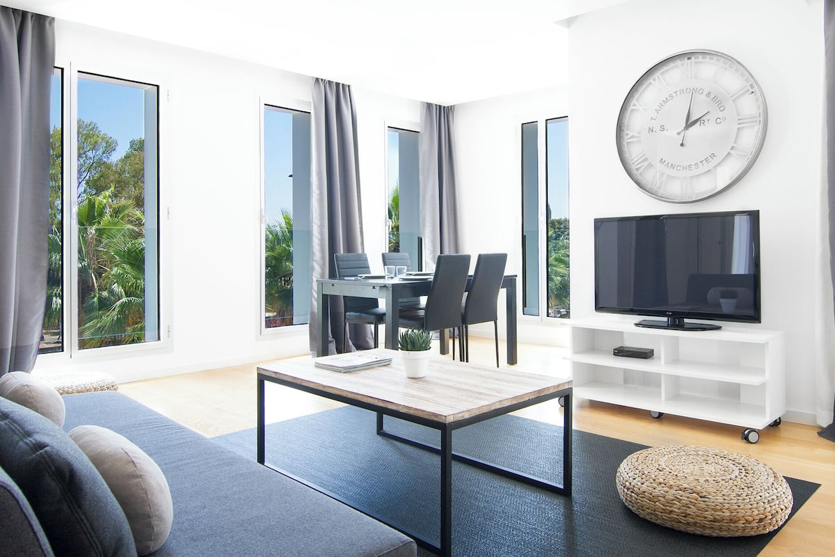 Family Apartment | Living area | LCD TV