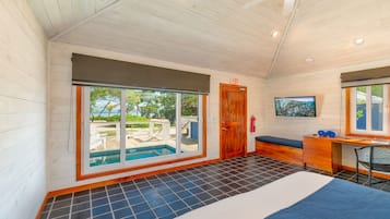 Deluxe Villa, Beach View | Premium bedding, in-room safe, iron/ironing board, free WiFi