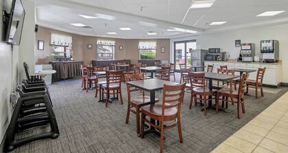 Landmark Inn Fort Liberty