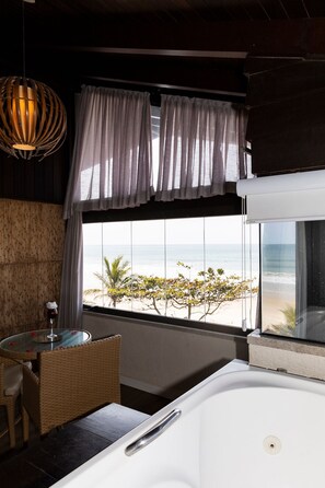 Suíte premium, 1 cama King, banheira de hidromassagem, vista para o mar (Suite Canto Grande) | Vista da propriedade