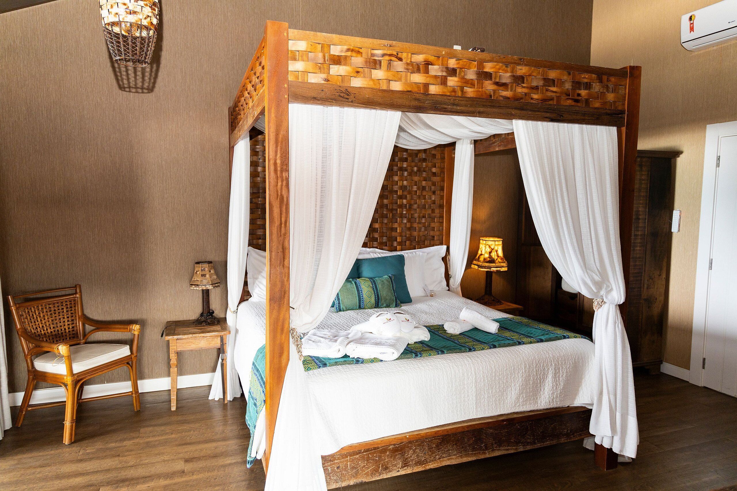 Suíte | 1 quarto, frigobar, cofres nos quartos, individualmente decorados