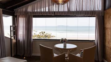 جناح | المنشأة من الداخل