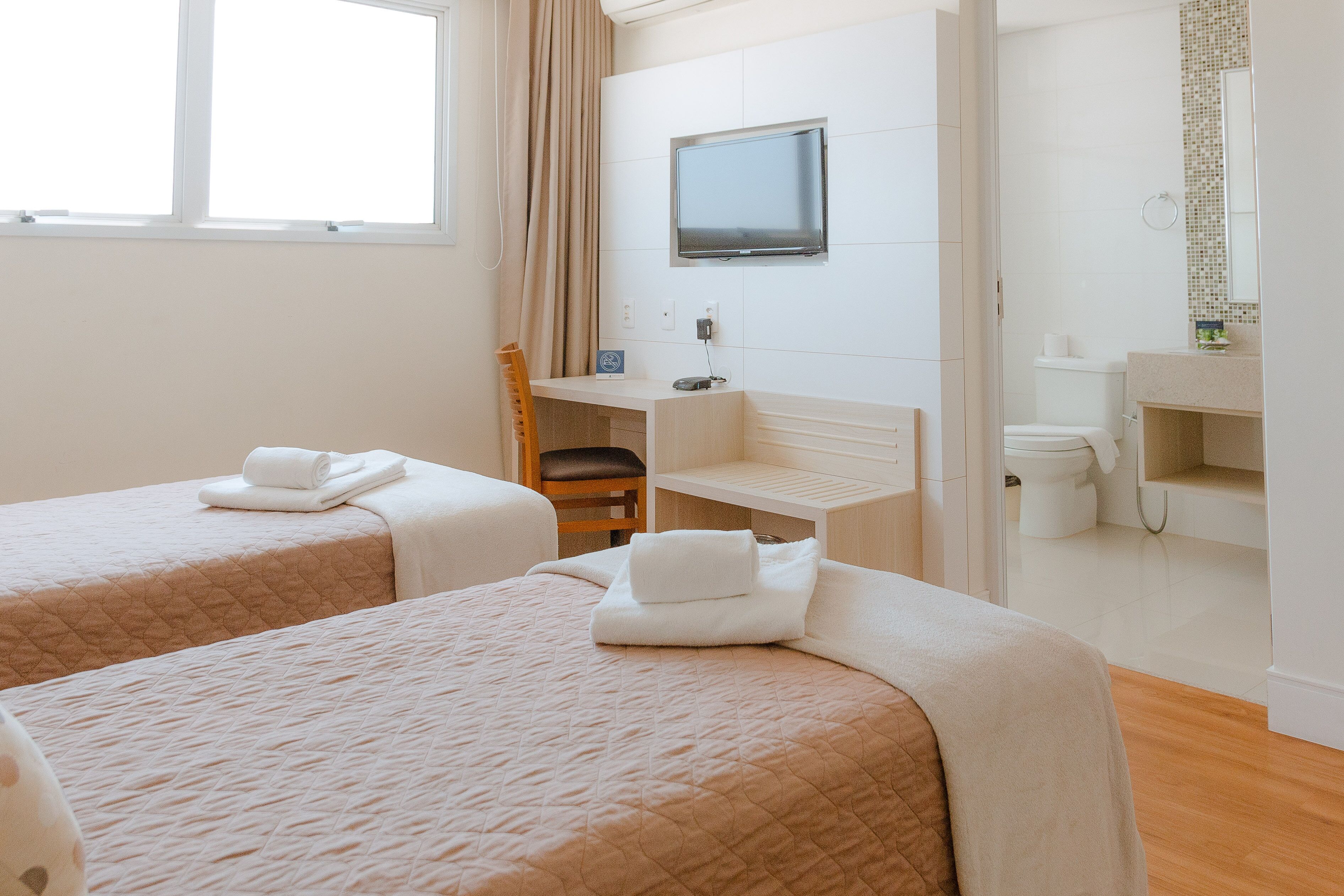 standard twin room | minibar, in-room safe, blackout curtains, rollaway beds