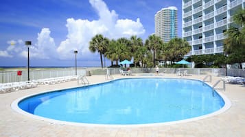 2 outdoor pools, a heated pool, open 8:00 AM to 10:00 PM, pool umbrellas