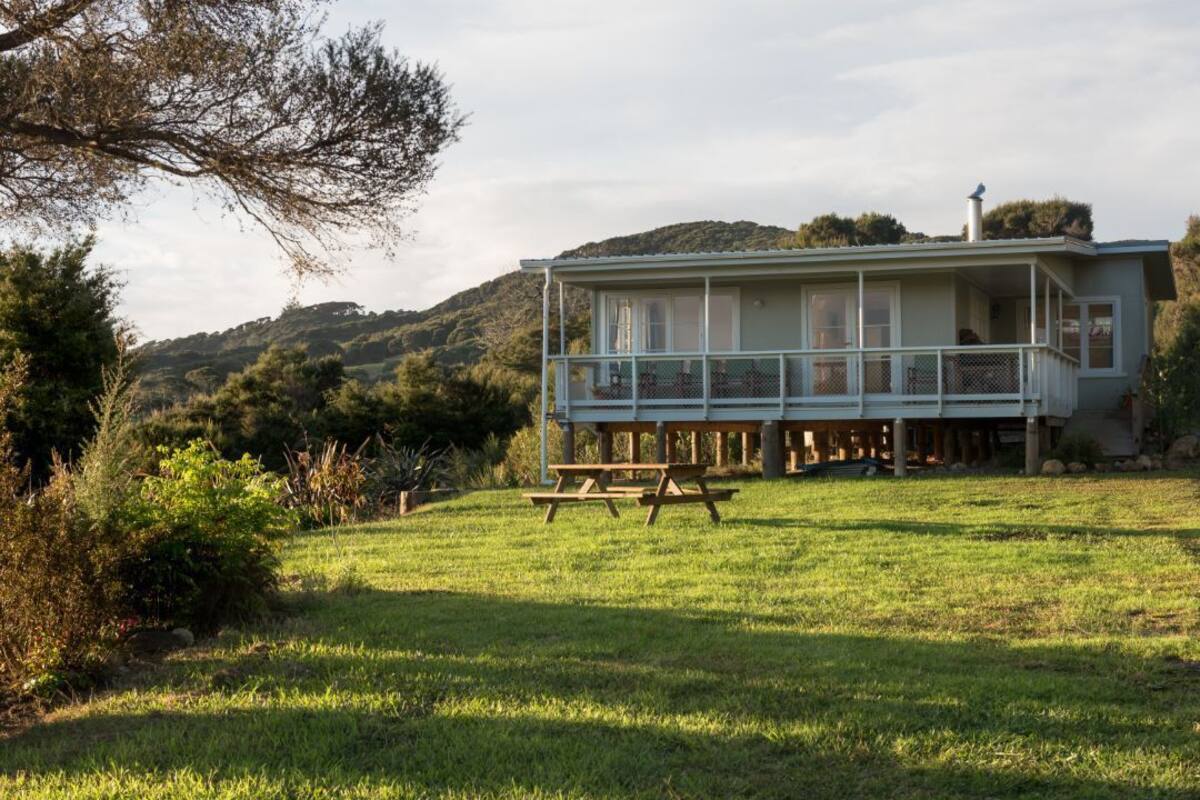 3 Bedroom Bungalow Sea Views | WiFi