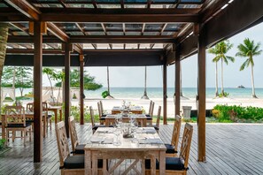 2 restaurants, breakfast, lunch, dinner served; international cuisine - The Sanchaya (Bintan)