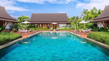 Family Villa (Leelawadee with private pool) | Egyptian cotton sheets, premium bedding, pillow-top beds, minibar